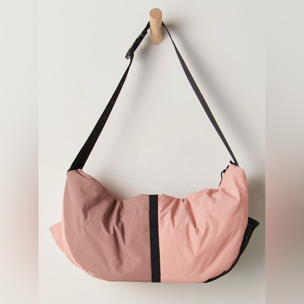Free people Movement The Narrows Sling Bag - Picture 3 of 4